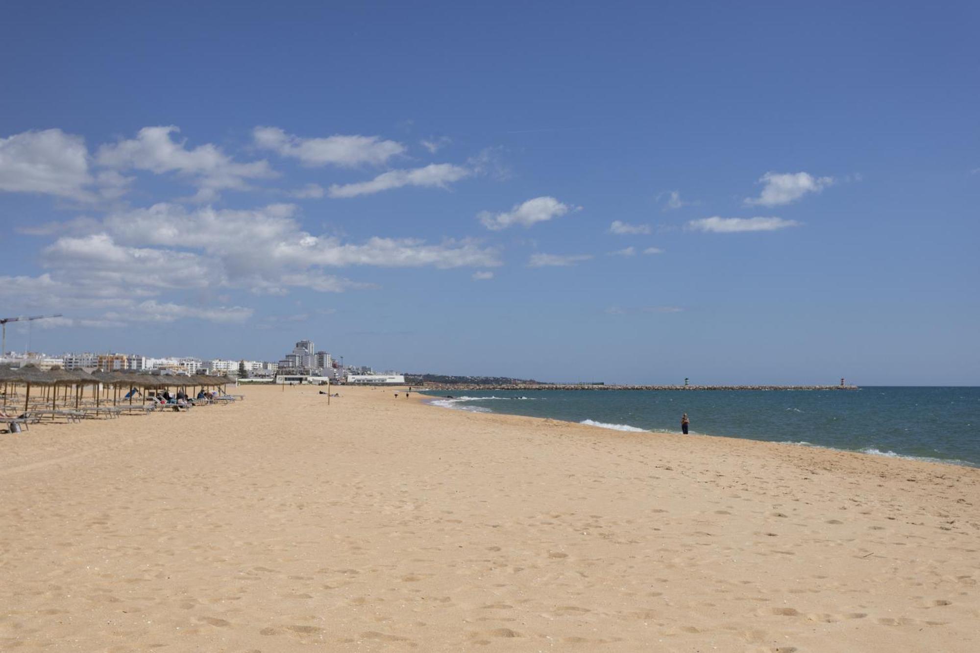 New! Quarteira Sea View Apartment Екстериор снимка